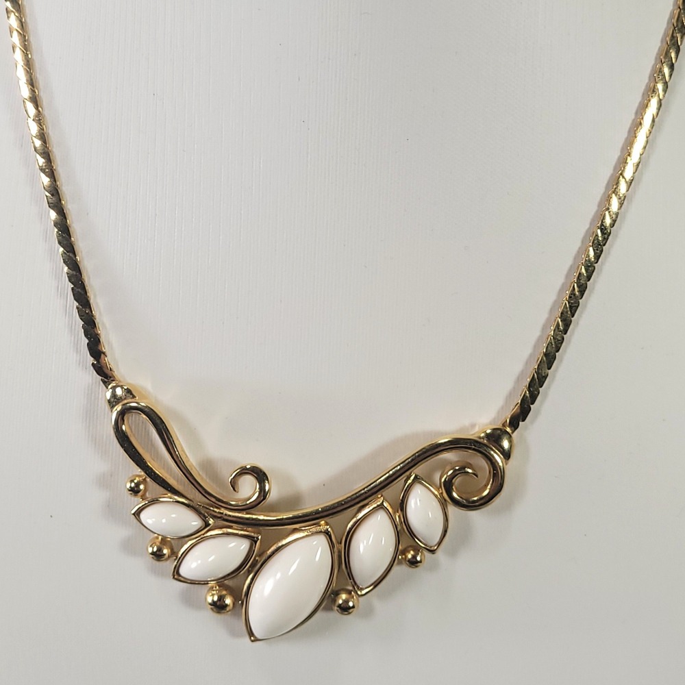 Crown Trifari Necklace Women Gold Tone White Acrylic Scroll Leaf MCM Vintage